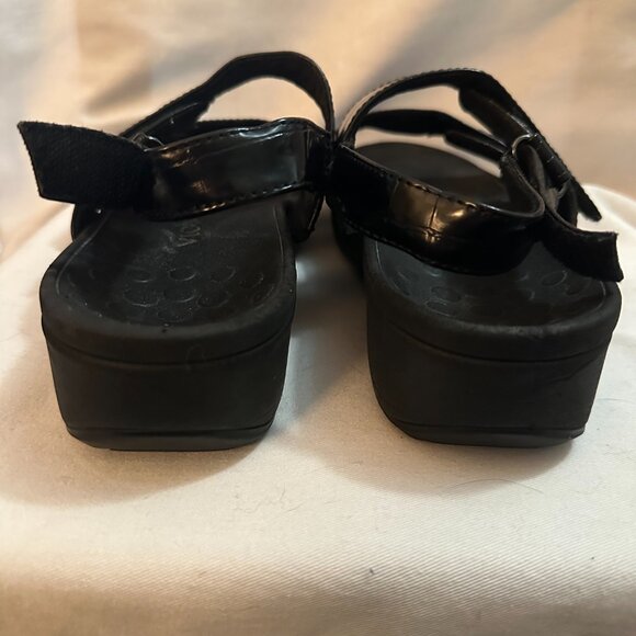 VIONIC Kayan Women Vionic Womens 8 Black Platform Sandals Adjustable Comfort Orthotic